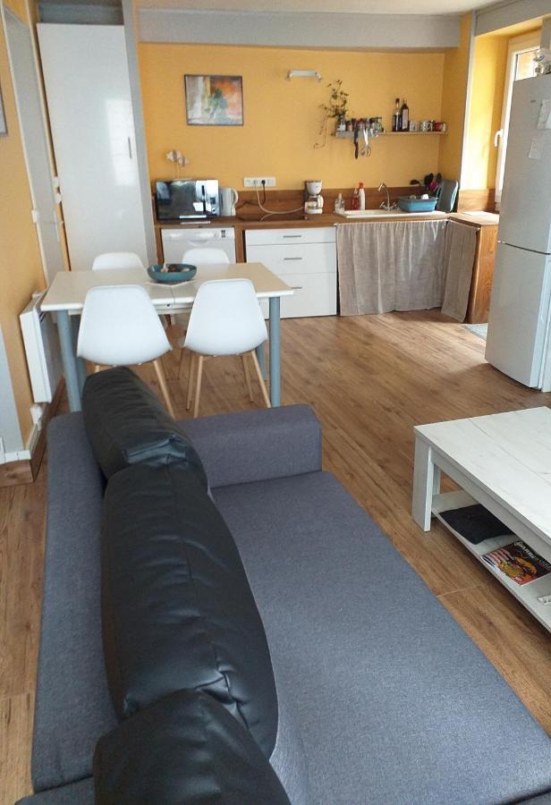 Maison Berrichonne 2 Chambres Cour Et Jardin Holiday home Saint-Marcel (Indre)